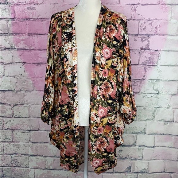 Audrey 3+1 Tops - Audrey 3+1 floral oversized kimono spring summer